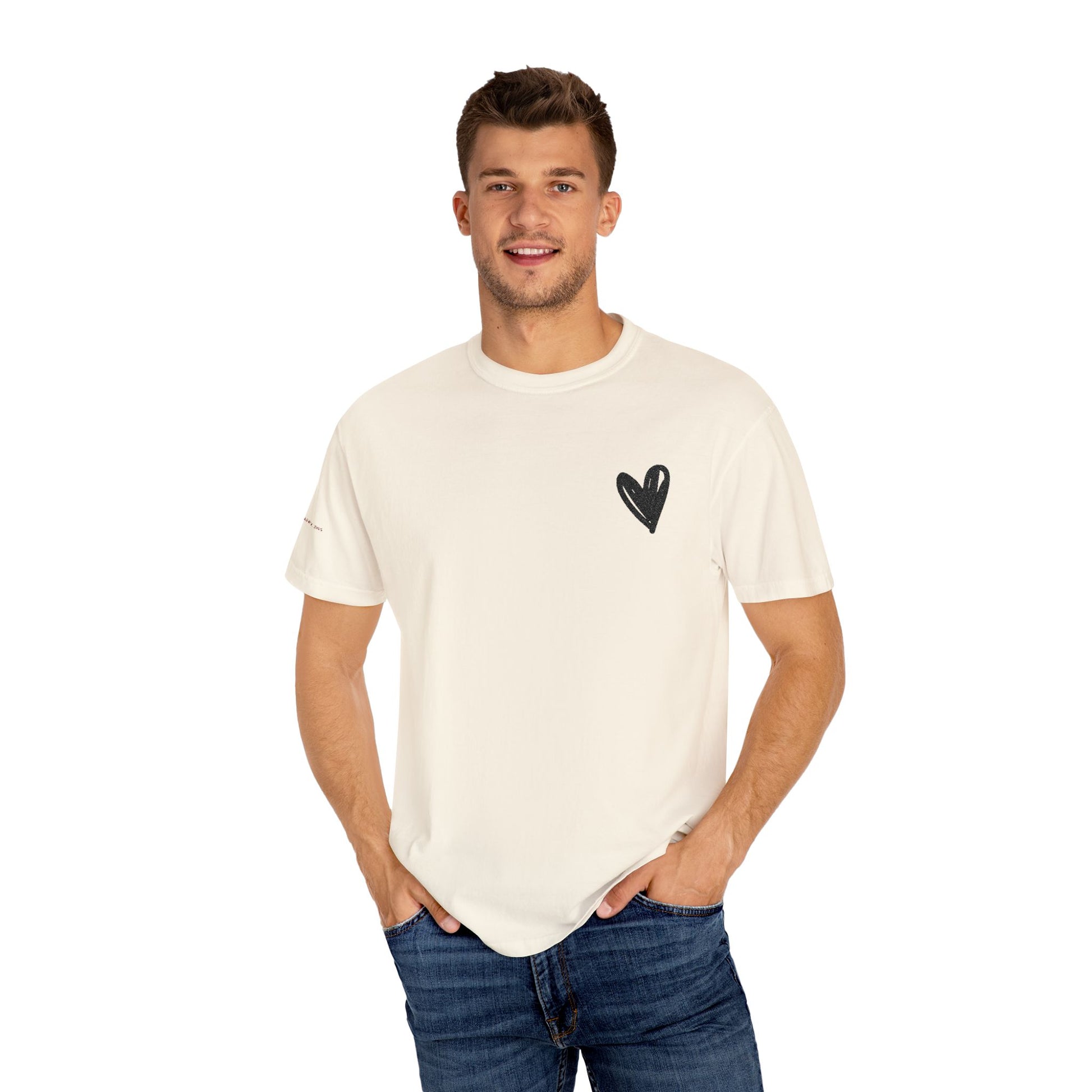 East Gallery Embroidered Heart T-shirt